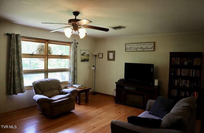 3219 Dungannon Rd, House other with 3 bedrooms, 3 bathrooms and null parking in Coeburn VA | Image 27
