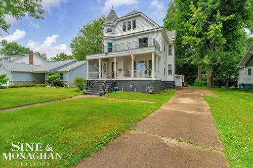 1749 Saint Clair River Dr, Algonac, MI, 48001-1347 | Card Image