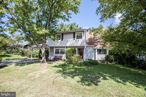 10108 Quayle Ct, MANASSAS, VA, 20109-6221 | Card Image