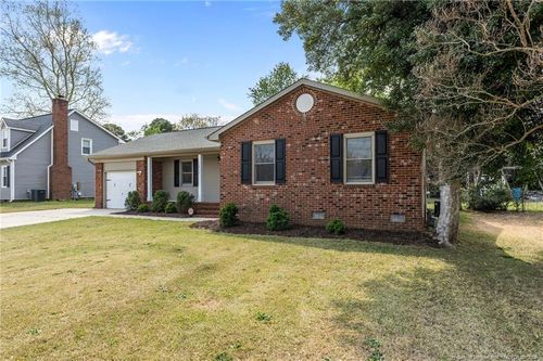 1824 Rivergate Rd, Fayetteville, NC, 28304-0621 | Card Image