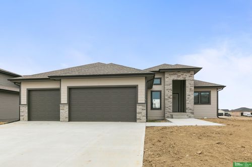 11703 S 123rd Ave, Papillion, NE, 68046-5926 | Card Image