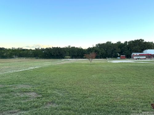 303 Summit Dr, Leakey, TX, 78873 | Card Image