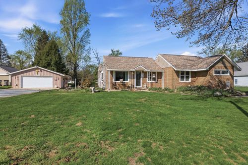 418 S Mayhew Street, New Buffalo, MI, 49117 | Card Image