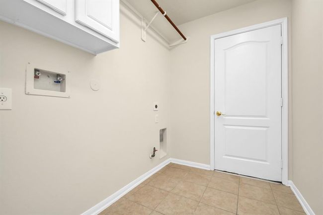 1604 Spring Glen Ln, House other with 3 bedrooms, 3 bathrooms and 2 parking in Pearland TX | Image 37