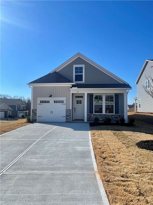 35 Halsey St, Central, SC, 29630-8629 | Card Image