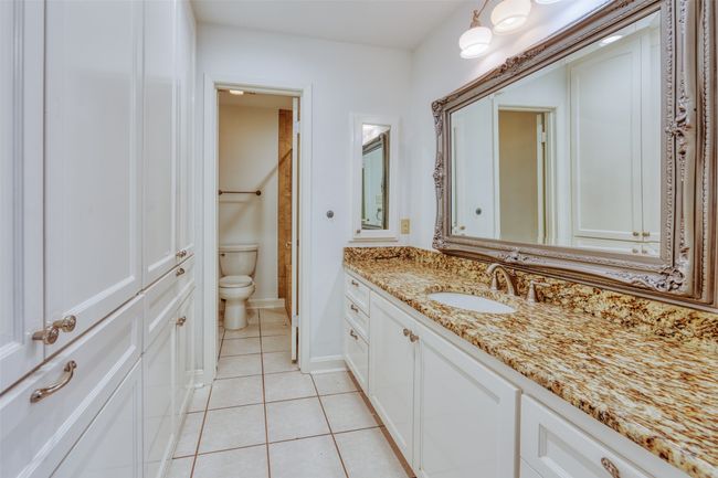 510 S Irick St, House other with 4 bedrooms, 3 bathrooms and null parking in Pilot Point TX | Image 14