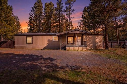 16086 Park Dr, La Pine, OR, 97739-9903 | Card Image