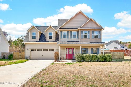 111 Heron Watch Dr, Hubert, NC, 28539-2301 | Card Image