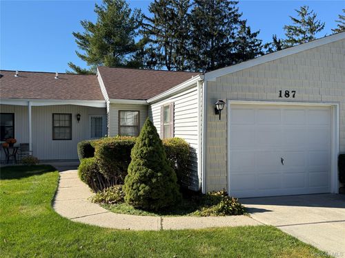 187 Knolls Dr, Stony Brook, NY, 11790-2421 | Card Image