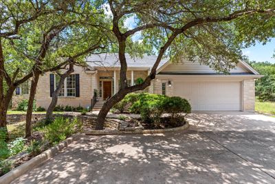 800 Blue Hills Drive, House other with 3 bedrooms, 2 bathrooms and 4 parking in Dripping Springs TX | Image 2