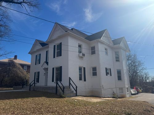 612 E Church St, Martinsville, VA, 24112-3036 | Card Image