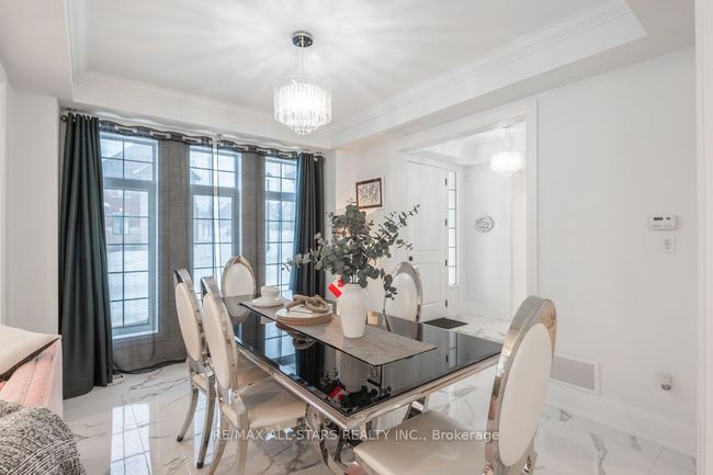 44 Bromont Dr, House other with 4 bedrooms, 4 bathrooms and 4 parking in Millbrook ON | Image 12