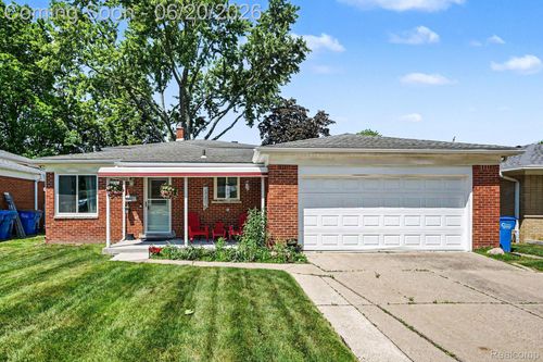 30831 Ridgefield Ave, Warren, MI, 48088-6845 | Card Image
