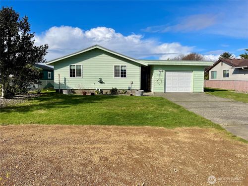 574 Ensign Ave Nw, Ocean Shores, WA, 98569-9778 | Card Image