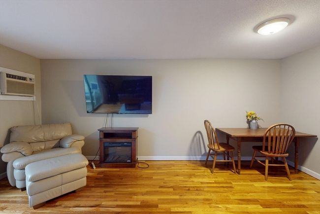 27 - 27 Webster Ct, Condo with 2 bedrooms, 2 bathrooms and 2 parking in Amherst MA | Image 19