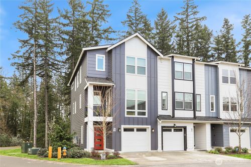 g1-13717 Admiralty Way, Lynnwood, WA, 98087-5710 | Card Image
