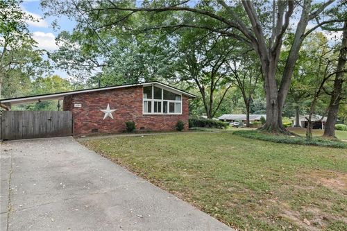 3068 Hollywood Dr, Decatur, GA, 30033-5147 | Card Image