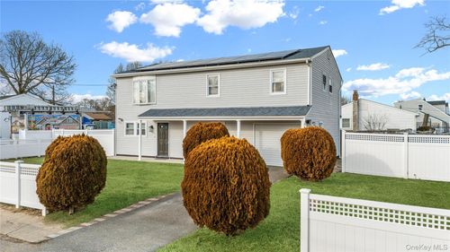 55 Schleigel Blvd, Farmingdale, NY, 11735-6257 | Card Image