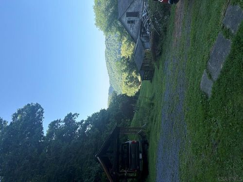 240 Wertz Road, Johnstown, PA, 15902 | Card Image