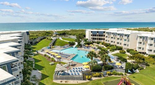 251-1904 E Fort Macon Rd, Atlantic Beach, NC, 28512-5608 | Card Image