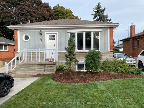 2-325 E 32nd St, Hamilton, ON, L8V3S8 | Card Image