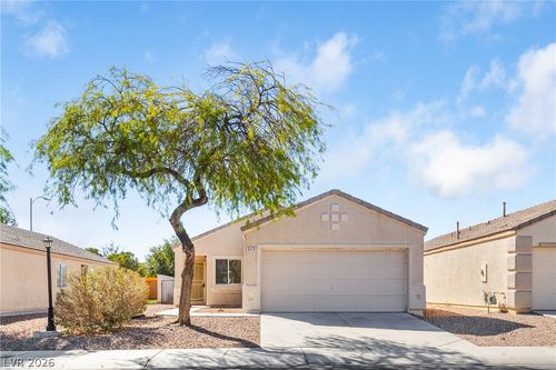 5429 Bridgehampton Ave, Las Vegas, NV, 89130-7060 | Card Image