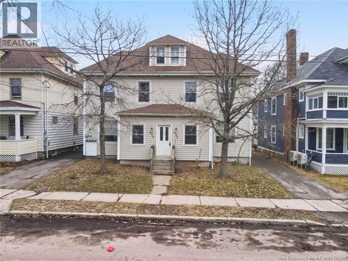 275 Dominion St, Moncton, NB, E1C6H4 | Card Image