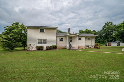 2320 Claremont Rd, Newton, NC, 28658-8233 | Card Image