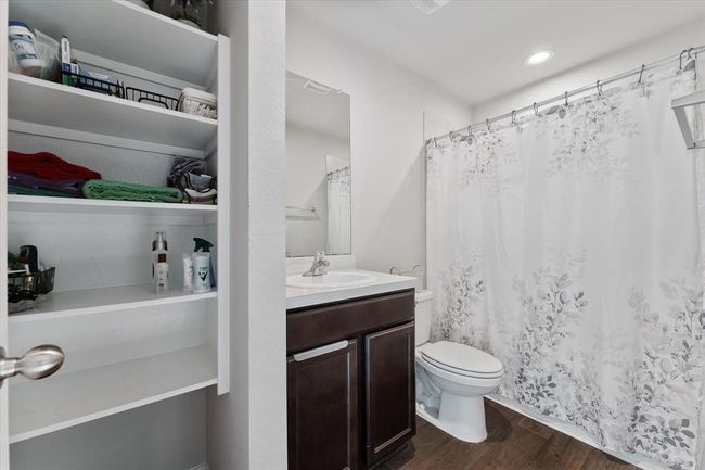 2nd full bath located on 2nd floor with shower/ bath combo | Image 25