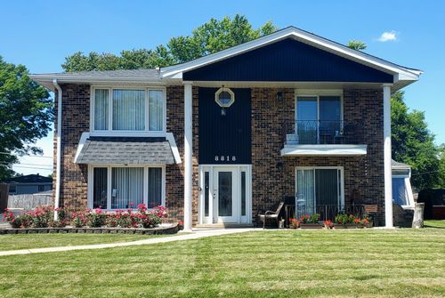 8818 W 85th St, Justice, IL, 60458-1773 | Card Image