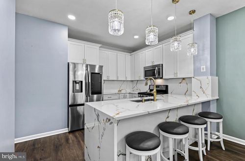 9884 Sounding Shore Ln, BRISTOW, VA, 20136-2589 | Card Image