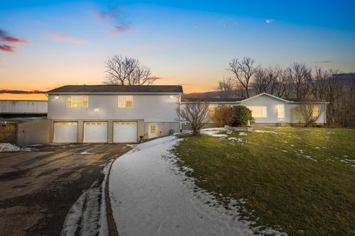 10370 Township Road 57 Ne, Roseville, OH, 43777-9650 | Card Image