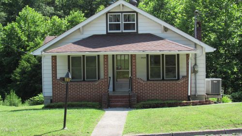 5428 Guest River Rd, Norton, VA, 24273-4014 | Card Image