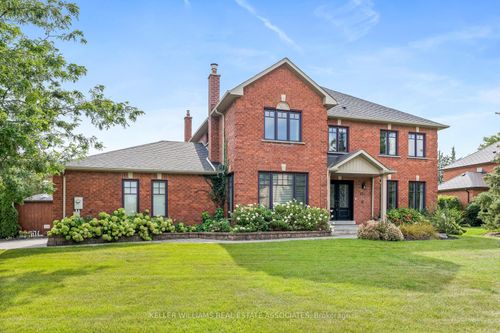 17 Oak Ridge Dr, Glen Williams, ON, L7G5G6 | Card Image