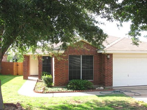 8920 Corran Ferry Dr, Austin, TX, 78749-3633 | Card Image