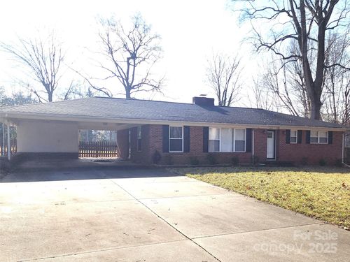 432 Virginia Ave, Statesville, NC, 28677-3372 | Card Image