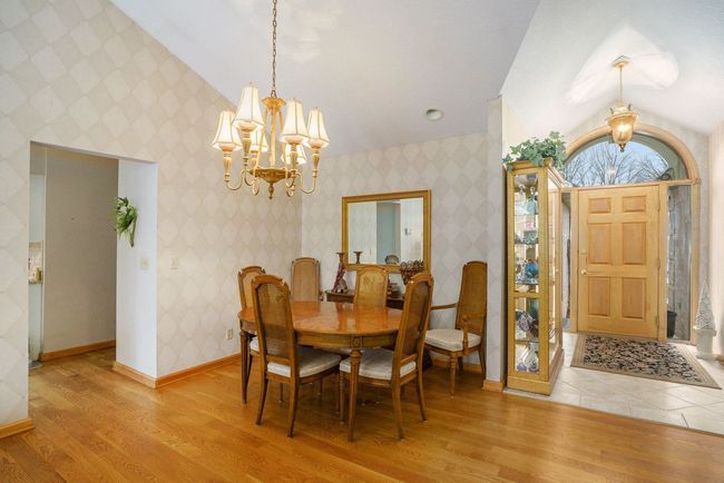 2040 Crystal Wood Trl, Condo with 3 bedrooms, 3 bathrooms and null parking in Flushing MI | Image 6