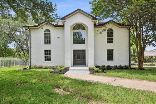 320 Farm Dr, Bridge City, TX, 77611-2723 | Card Image