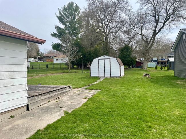 20 Elm St S, House other with 3 bedrooms, 2 bathrooms and 4 parking in Walkerton ON | Image 23