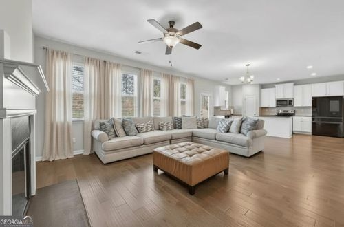 5187 Upper Elm St, South Fulton, GA, 30349-1686 | Card Image