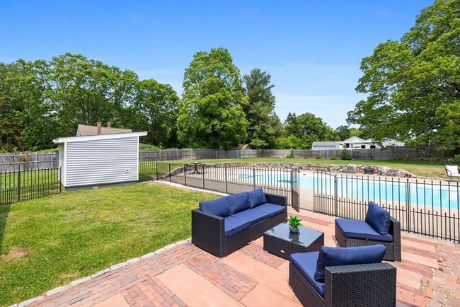 213 Thurston St, House other with 3 bedrooms, 1 bathrooms and 6 parking in Wrentham MA | Image 27