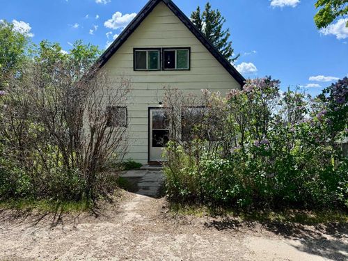 1029 8 Avenue, Wainwright, AB, T9W1H4 | Card Image