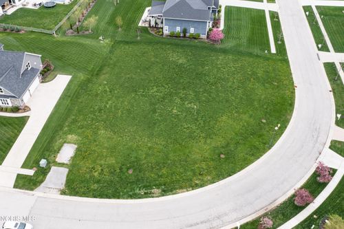 3724 Turtle Creek Dr, Perrysburg, OH, 43551-7509 | Card Image