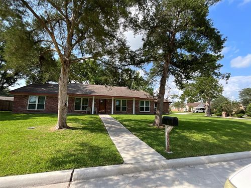 2604 Adams St, Alvin, TX, 77511-3804 | Card Image