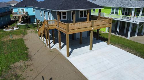 969 Bahama Dr, Crystal Beach, TX, 77650-3431 | Card Image
