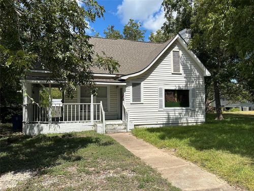 1207 E Washington Ave, Navasota, TX, 77868-3166 | Card Image