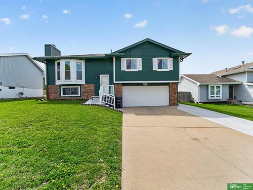 16607 Weir Street, Omaha, NE, 68135 | Card Image