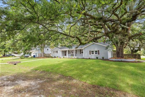 2335 S Lander Ln, Charleston, SC, 29414-7007 | Card Image
