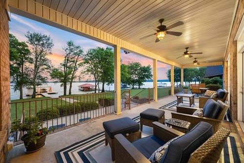 172 Naomi Dr, Rogersville, AL, 35652-6888 | Card Image