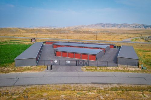 35 Rolling Prairie Way, Three Forks, MT, 59752-8517 | Card Image